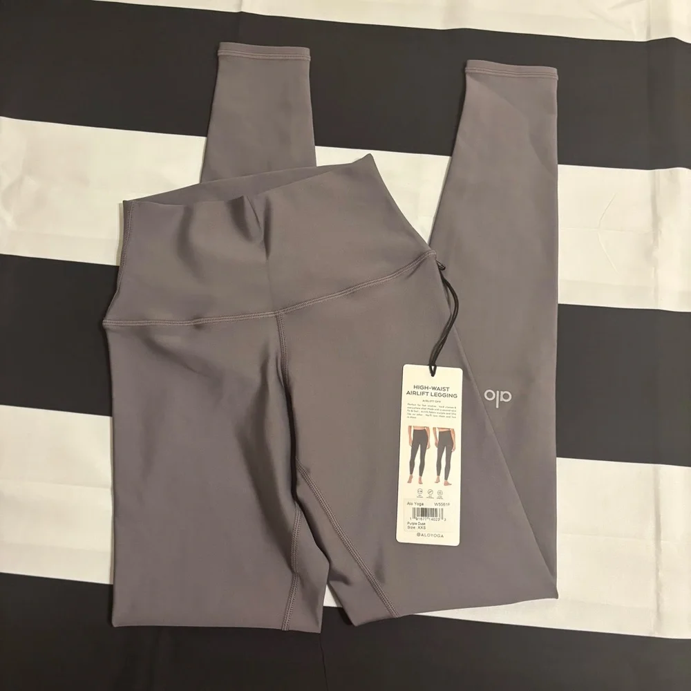 BNWT ALO High-Waist Airlift Leggings XXS